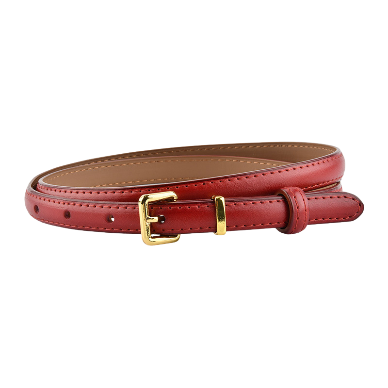 Ceinture Divine rouge extra fine en cuir avec boucle dorée rectangulaire, coutures visibles et passant en cuir.