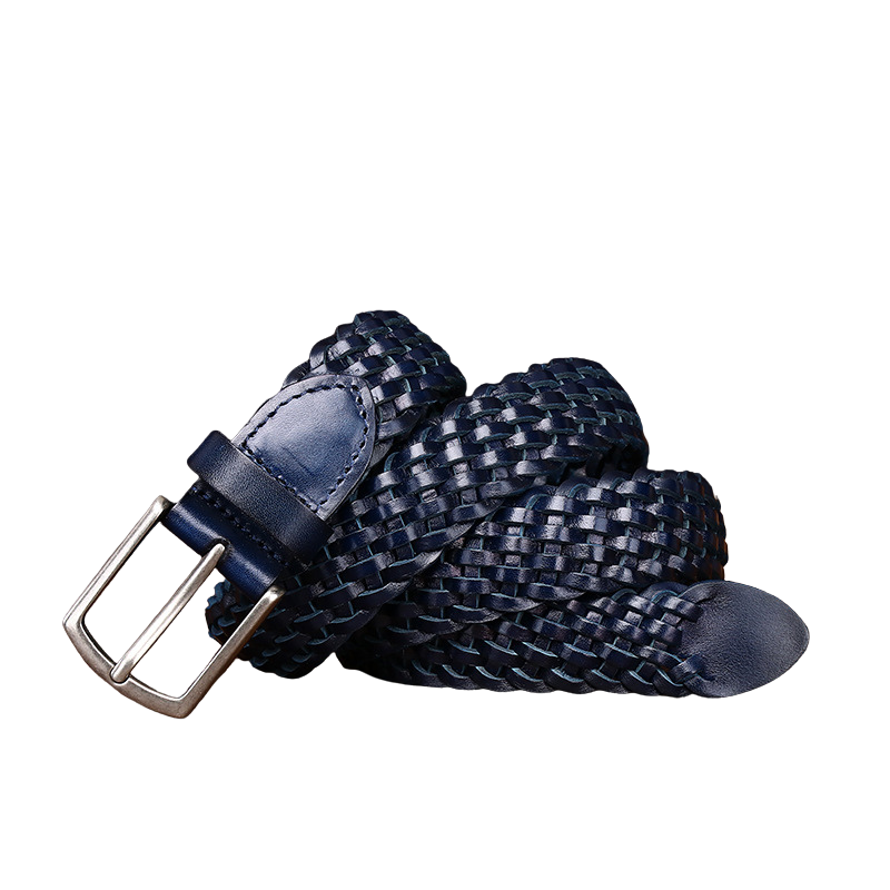 Ceinture tressée bleu marine en cuir de vachette pleine fleur, modèle Edmond, avec boucle ardillon arrondie argentée.
