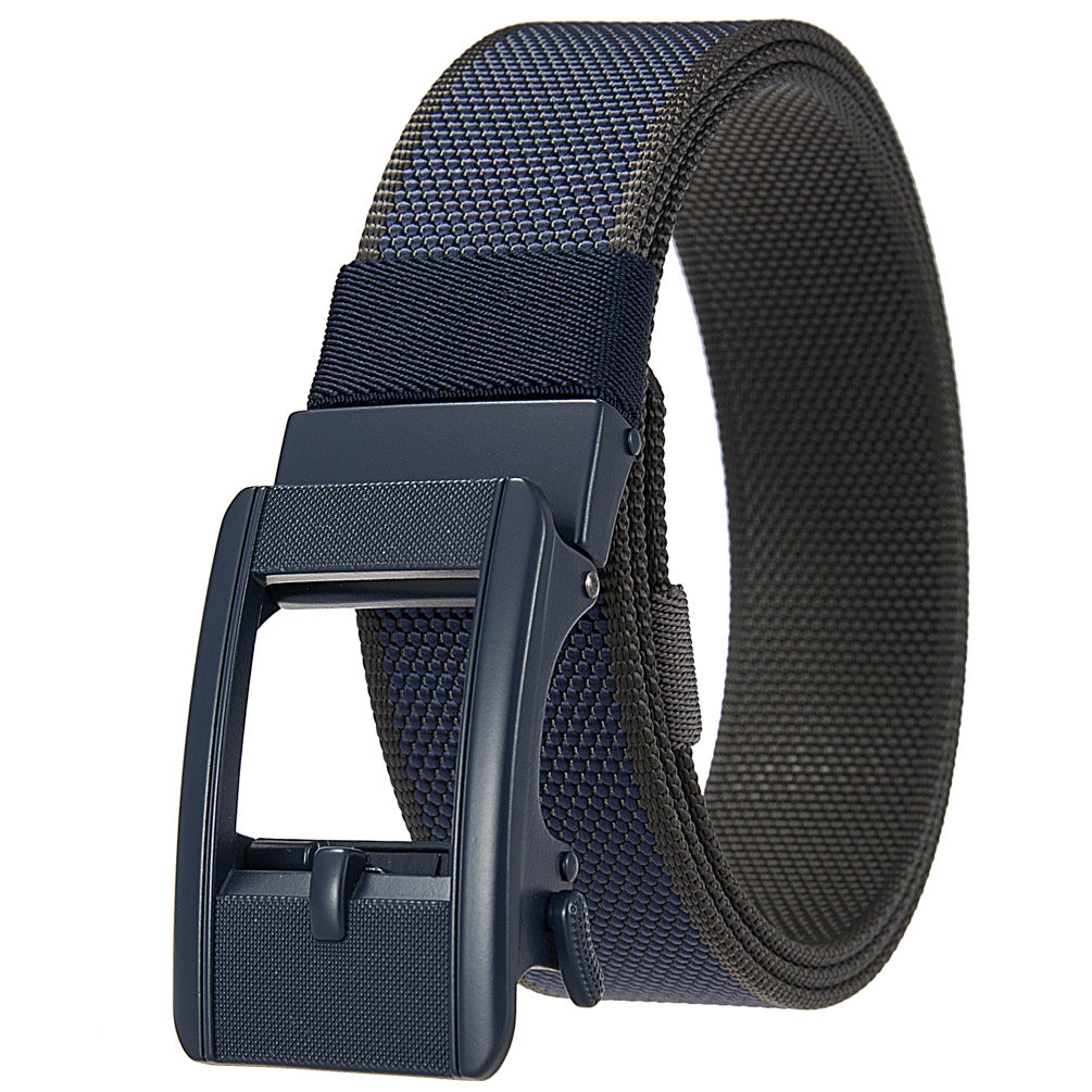 Ceinture homme Émile en tissu tressé bleu marine avec boucle automatique rectangulaire en alliage, 3,8 cm de largeur.