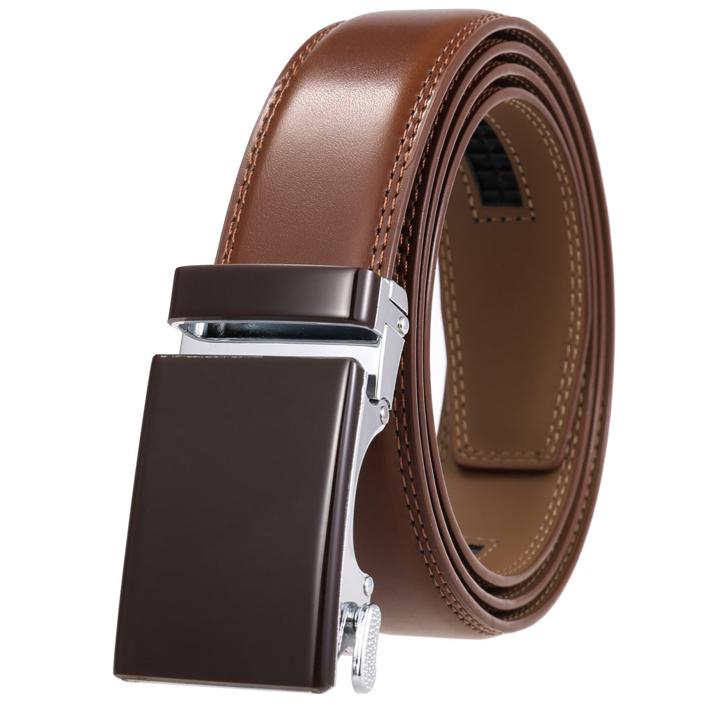 Ceinture Étoile 95 pour homme en cuir marron avec boucle automatique rectangulaire mate et détails de couture visibles.