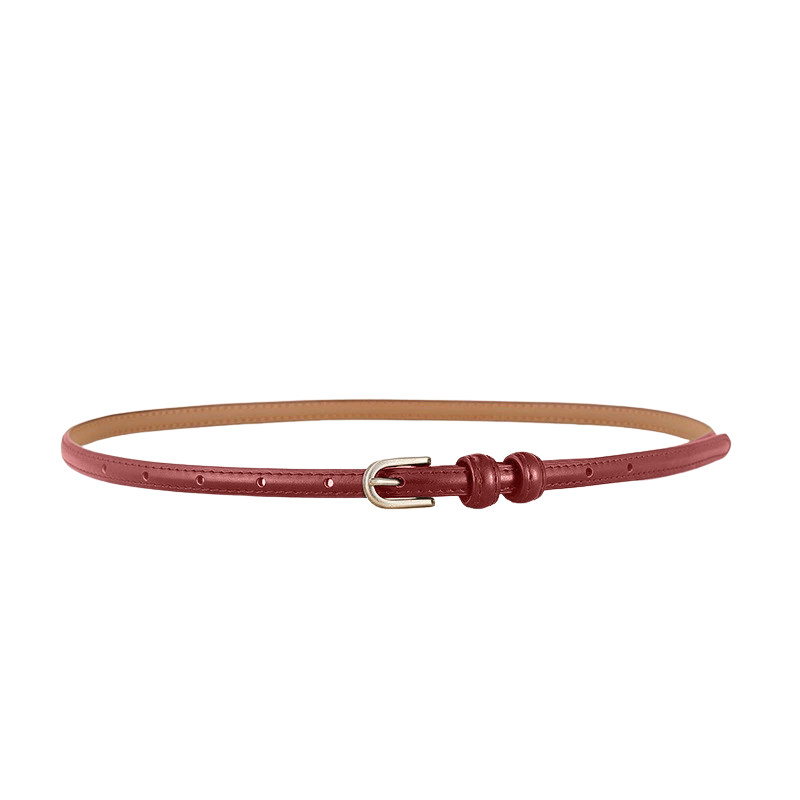 Ceinture fine Faustina en cuir de vachette refendu bordeaux avec une boucle dorée arrondie et deux passants en cuir assortis.