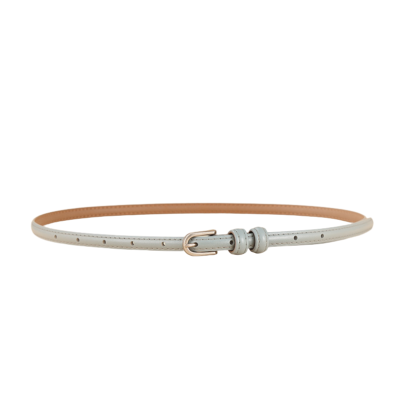 Ceinture fine Faustina en cuir de vachette bleu clair, 1 cm de largeur, avec boucle dorée arrondie et passant double.