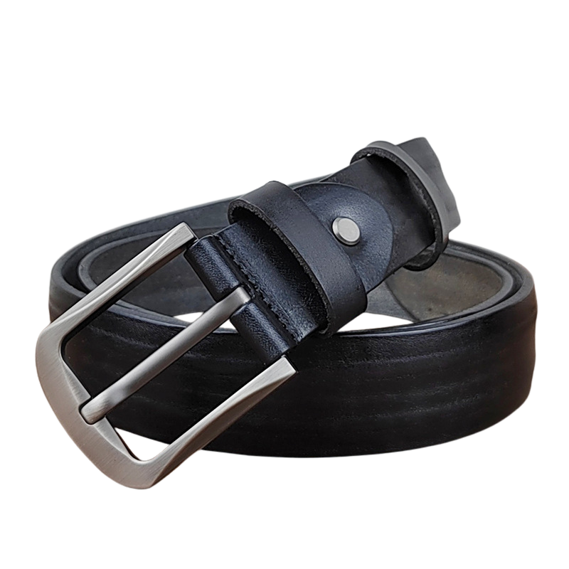 Ceinture homme Félix Tiss en cuir de vachette pleine fleur noir avec boucle ardillon argentée.