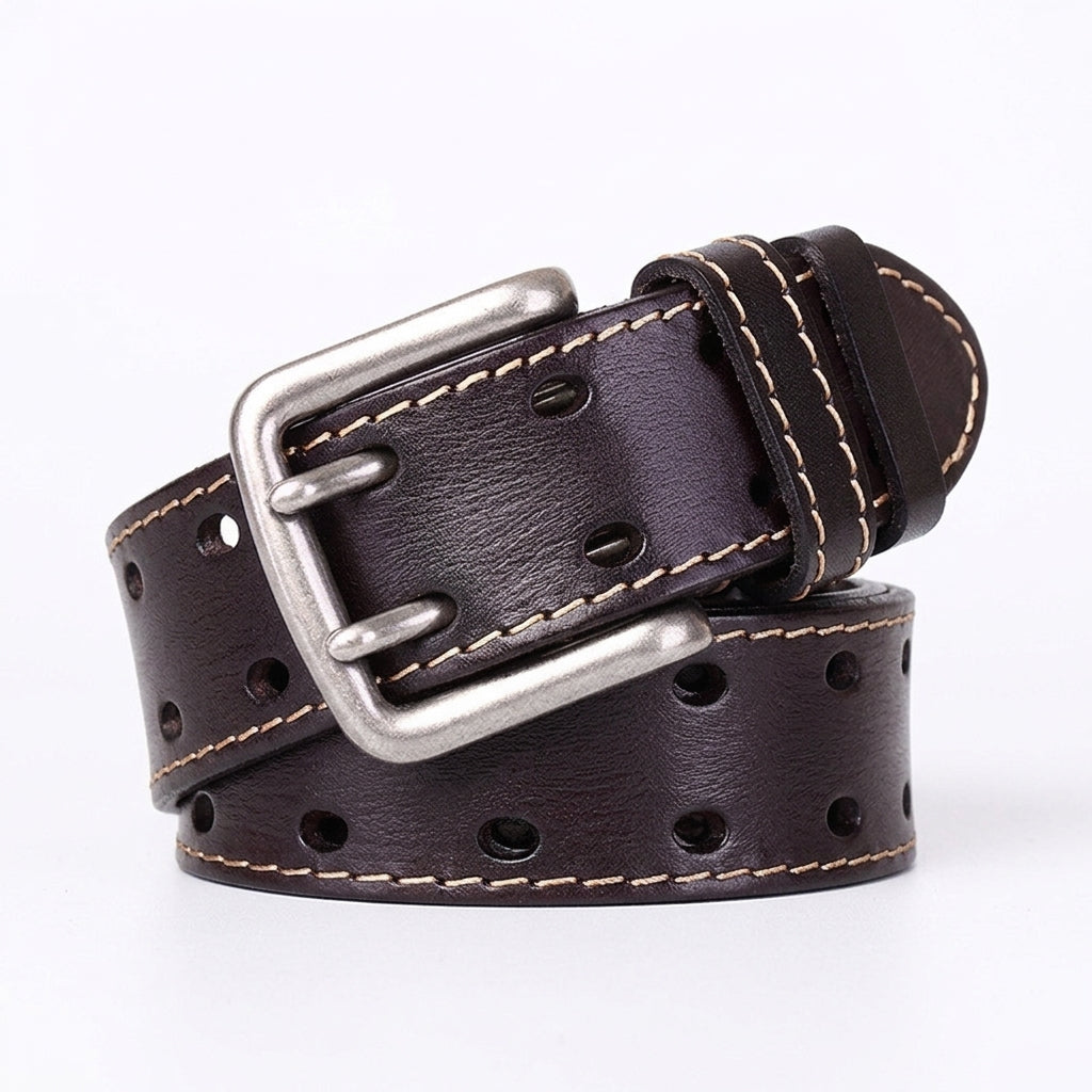 Ceinture homme Sully en cuir de vachette pleine fleur style rétro workwear sur fond blanc