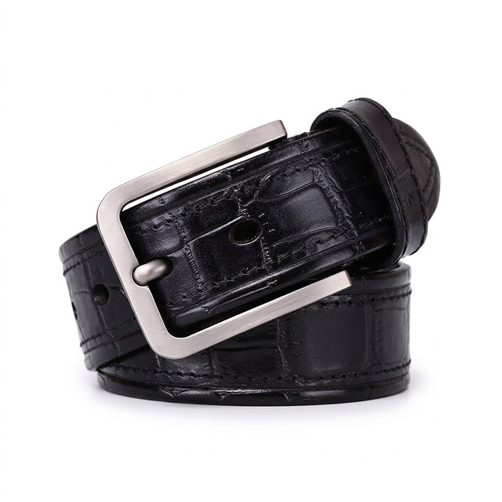 Ceinture homme Fontenoy en cuir pleine fleur noir avec motif gaufré façon crocodile et boucle ardillon rectangulaire en métal argenté satiné