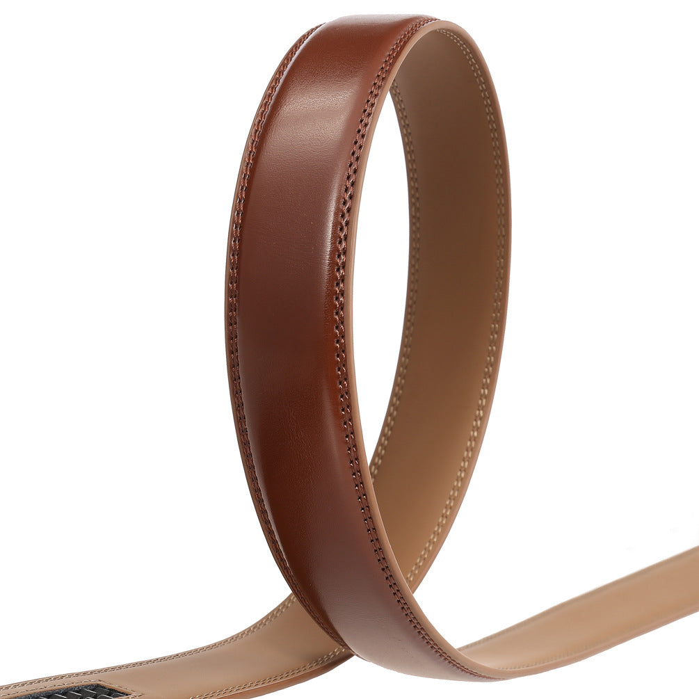 Ceinture fine en cuir de vachette marron clair avec surpiqûres discrètes, modèle Gaël.