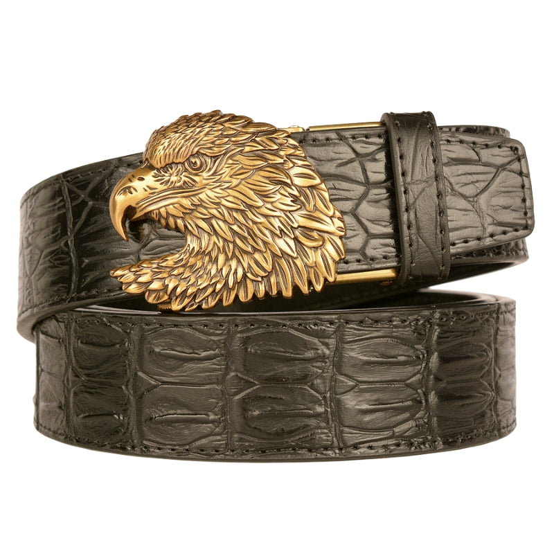 Ceinture homme Germain en cuir noir avec texture crocodile embossée et boucle dorée en forme de tête d'aigle 3D.