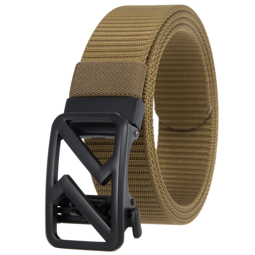 Ceinture pour homme Hexalis en tissu texturé couleur camel avec une boucle automatique noire en alliage au design géométrique moderne.