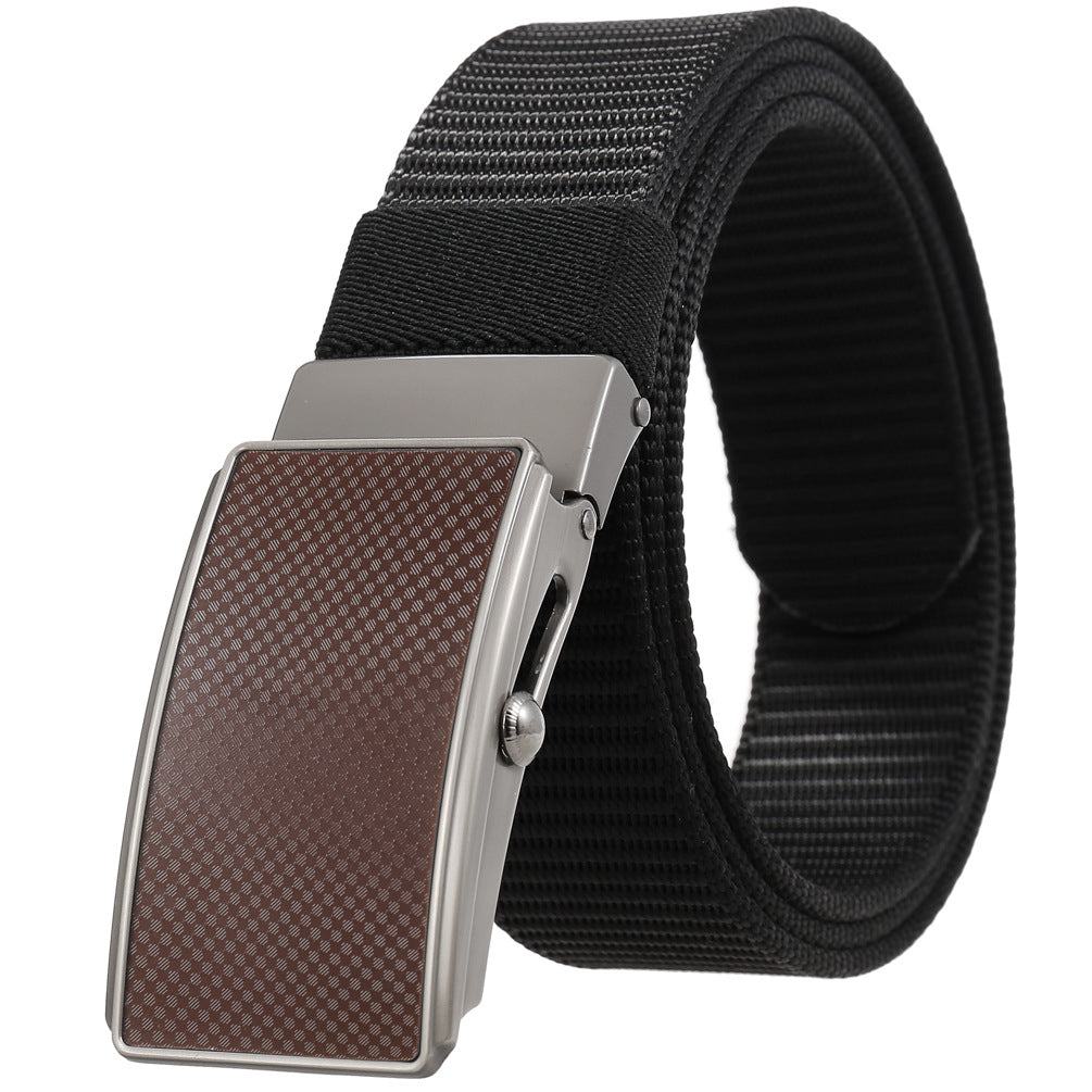 Ceinture homme Hugo en tissu noir avec boucle automatique rectangulaire en alliage gris et insert marron texturé #fullwidth