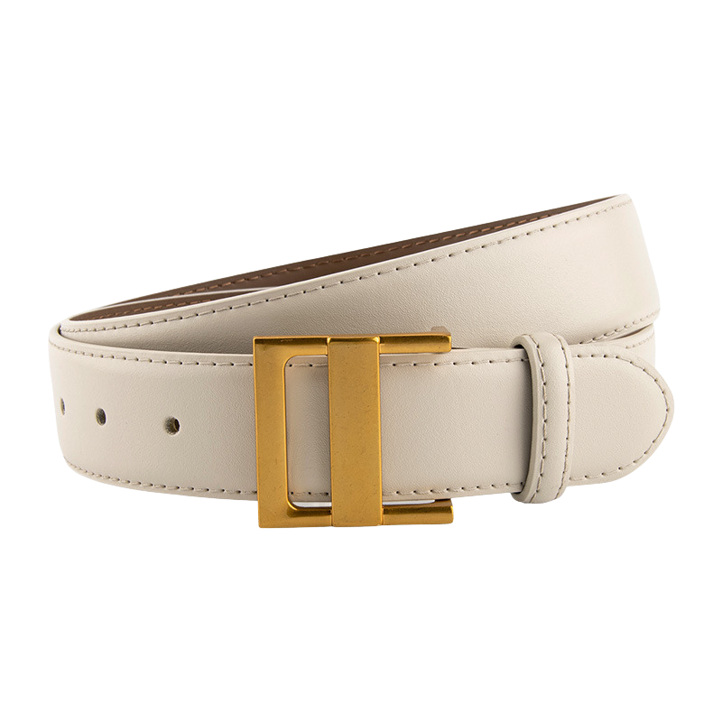 Ceinture femme Innocente en cuir blanc cassé avec une boucle rectangulaire dorée en alliage.