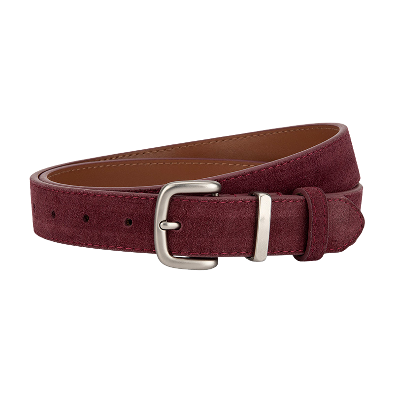 Ceinture femme Intrigue en cuir refendu bordeaux aspect velours avec boucle carrée argentée mate.