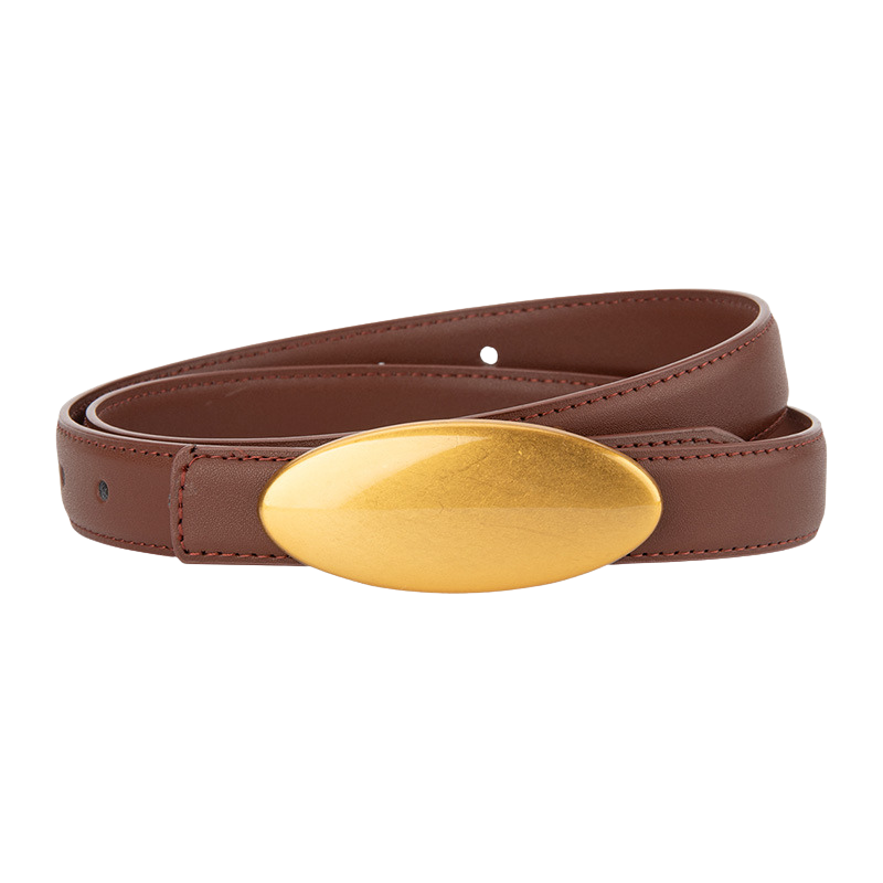 Ceinture femme Lætitia en simili cuir marron foncé avec une boucle dorée mate ovale allongée. Largeur 4 cm, longueur 105 cm.