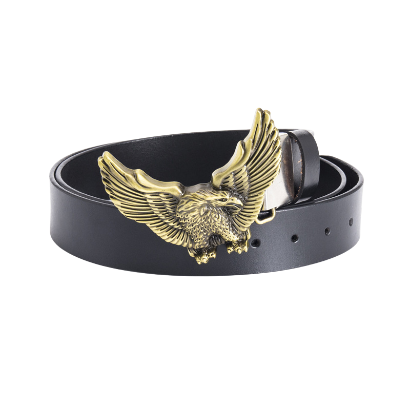 Ceinture homme La Fronde en cuir noir avec boucle dorée en forme d'aigle aux ailes déployées.