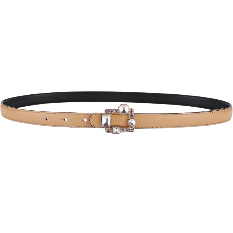 Ceinture fine femme Liberté en cuir beige avec une boucle rectangulaire ornée de pierres brillantes.
