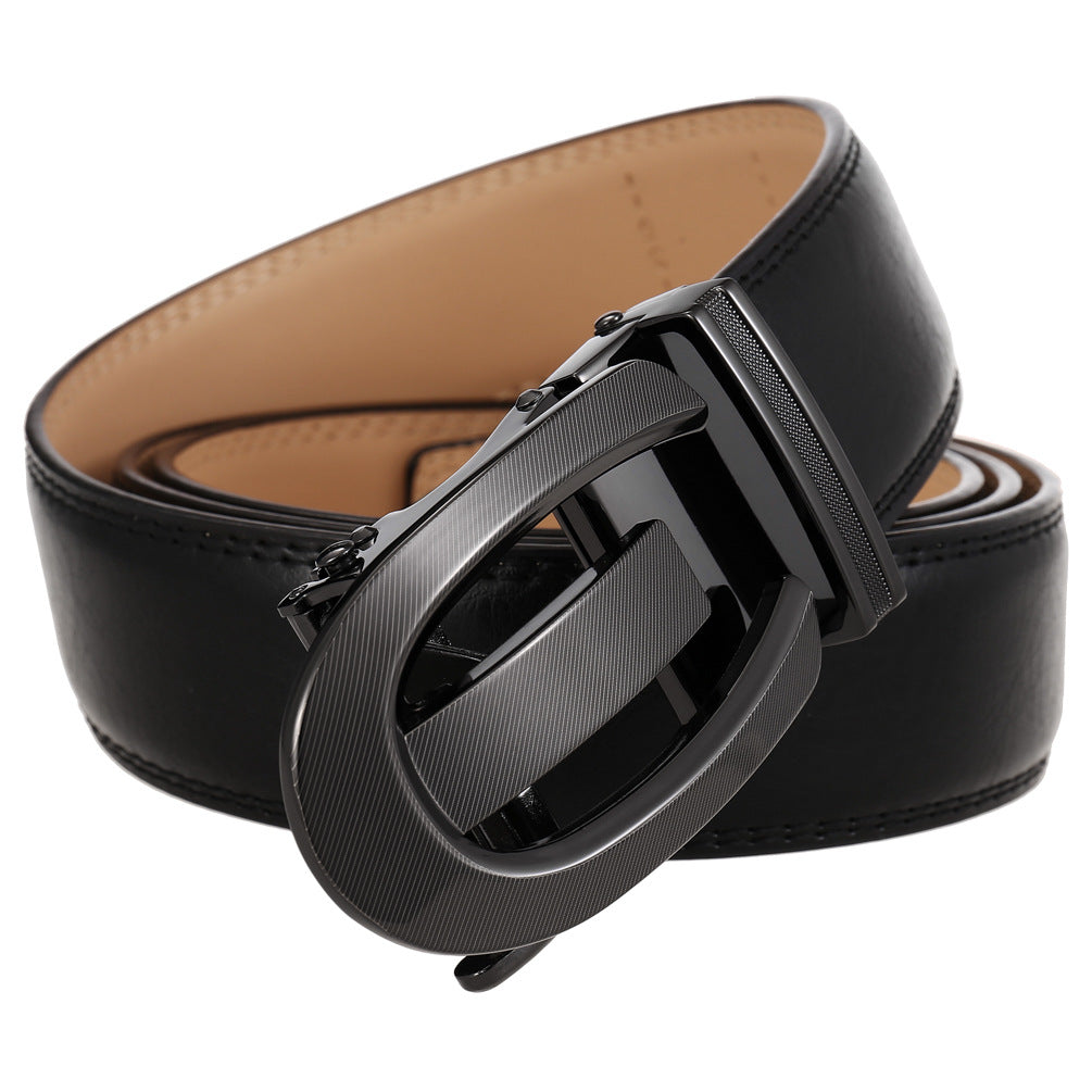 Ceinture homme Louvre60 en cuir noir avec boucle automatique ovale argentée brossée et bande texturée.