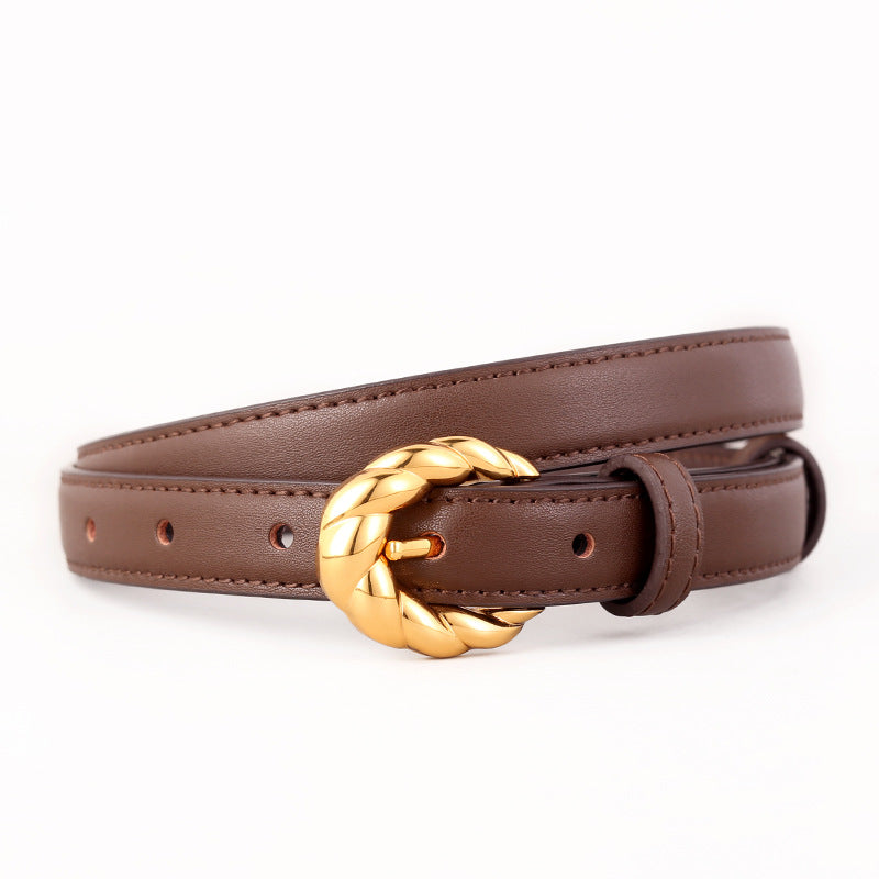 Ceinture fine pour femme Madeline en cuir marron lisse avec boucle ardillon ronde en métal torsadé doré