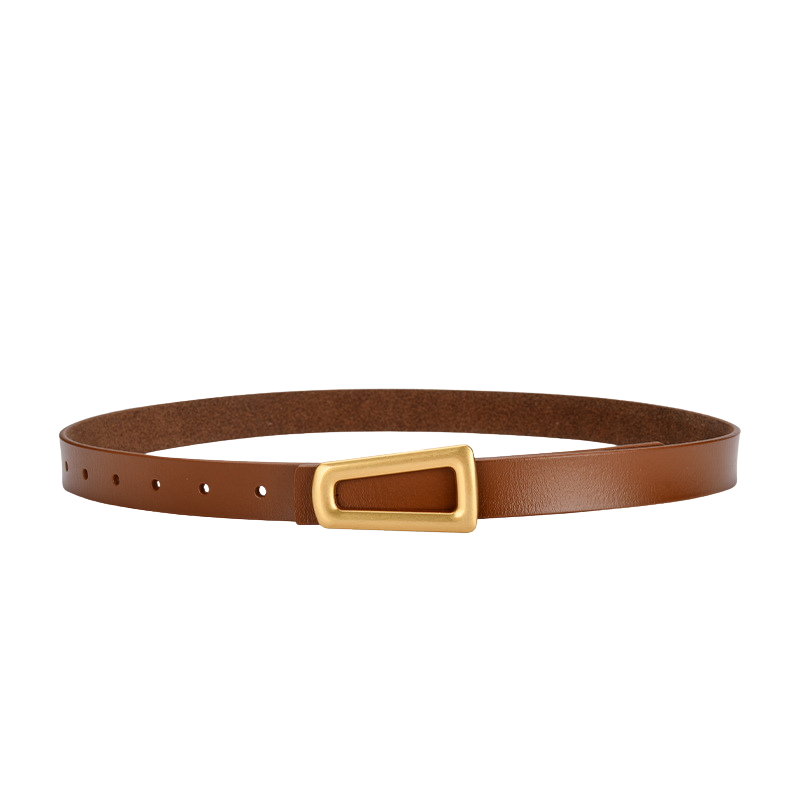 Ceinture femme Majestueuse en cuir marron foncé avec boucle dorée rectangulaire et crochet.
