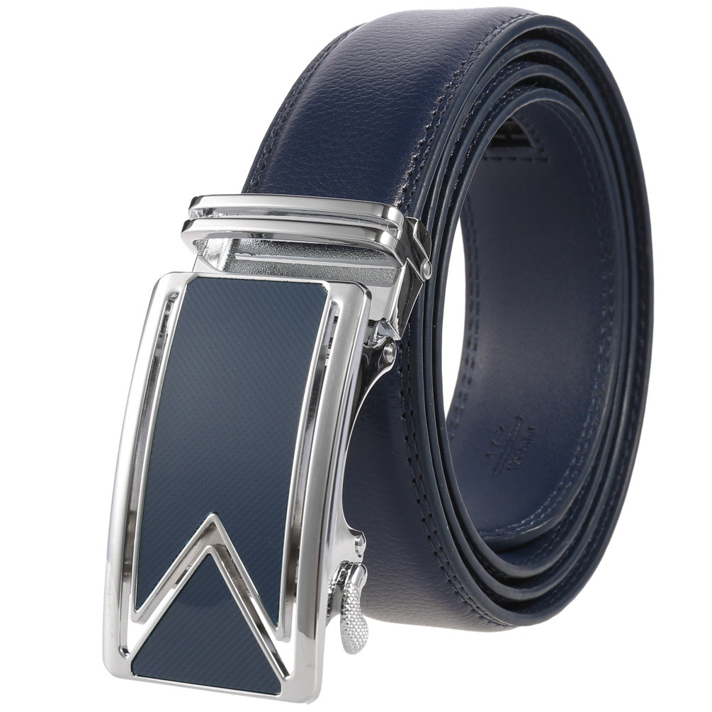 Ceinture Marais 20 en cuir bleu avec boucle automatique argentée et détails texturés bleus #fullwidth