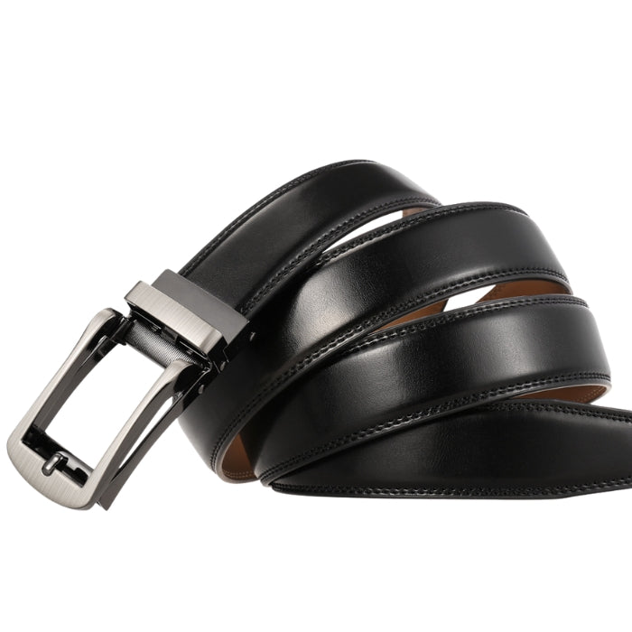 Ceinture noire pour homme Maxence en cuir de vachette lisse avec boucle automatique inversée en alliage gris canon brossé.