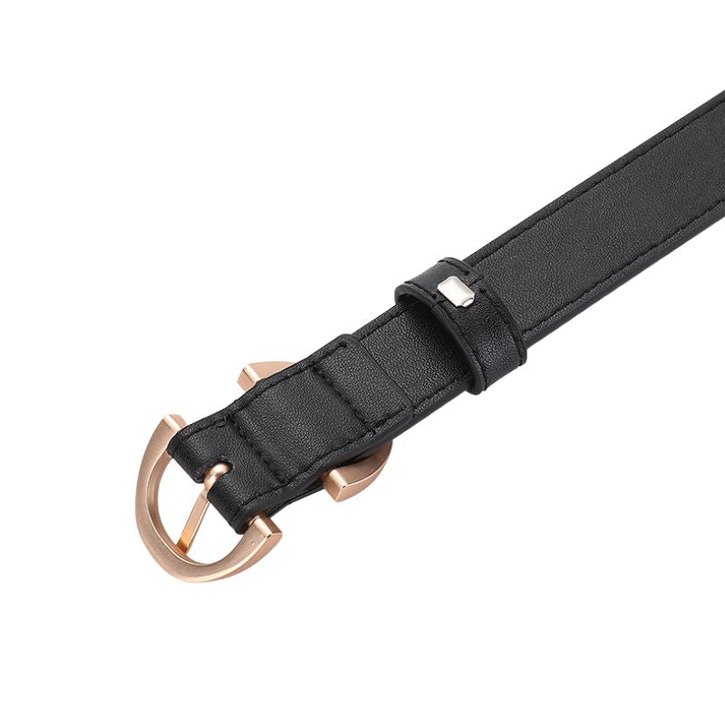 Ceinture femme Mélodieuse noire avec boucle ardillon dorée de forme ovale allongée.
