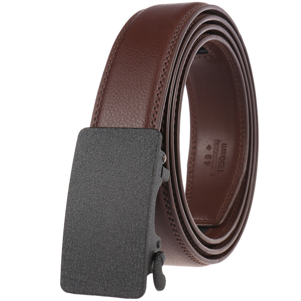 Ceinture homme Moscou 20 en cuir marron avec boucle rectangulaire automatique noire et finition texturée. #fullwidth
