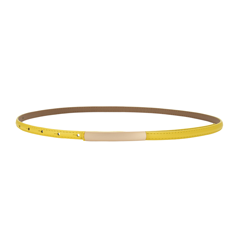 Ceinture fine Ondine jaune en cuir refendu de vachette avec boucle dorée rectangulaire et ardillon invisible, idéale pour femme.