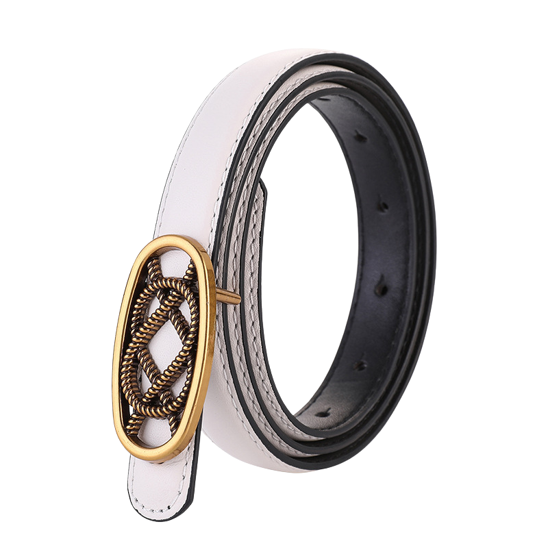 Ceinture fine blanche en cuir nubuck pour femme, modèle Philomène, avec une boucle ovale dorée vieilli tressée et un passant clou.