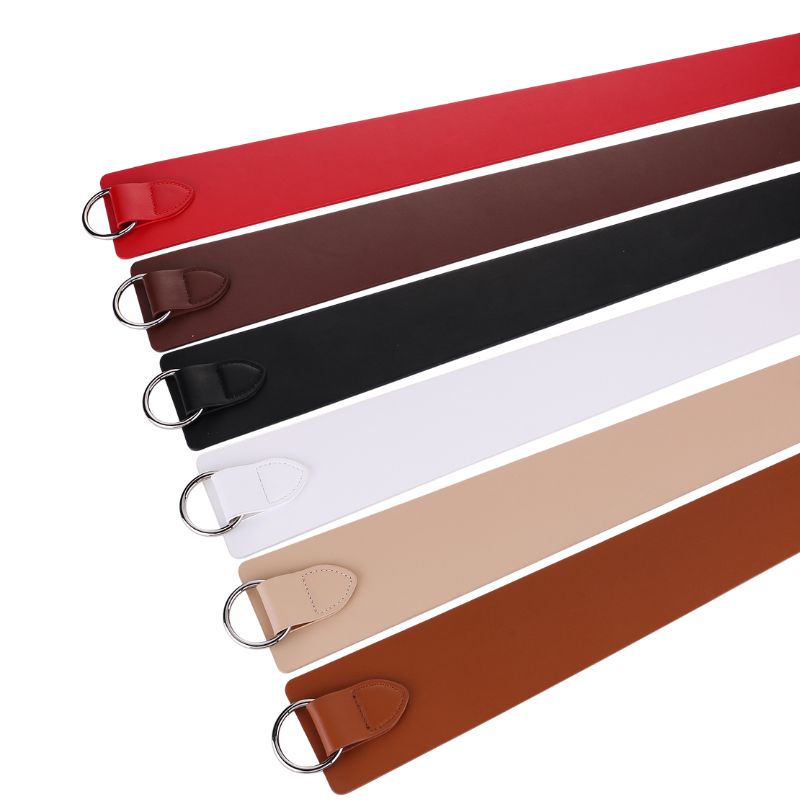 Ceinture Plume pour femme, cuir refendu de vachette, disponible en plusieurs couleurs (rouge, marron, noir, blanc, beige, camel), largeur 4 cm, sans boucle traditionnelle, fermée par des anneaux argentés.