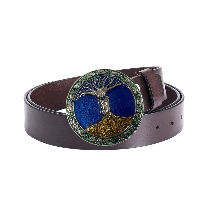 Ceinture pour homme Rimbaud 1 en cuir marron avec une boucle ronde argentée ornée d'un arbre de vie sculpté sur fond bleu et doré.