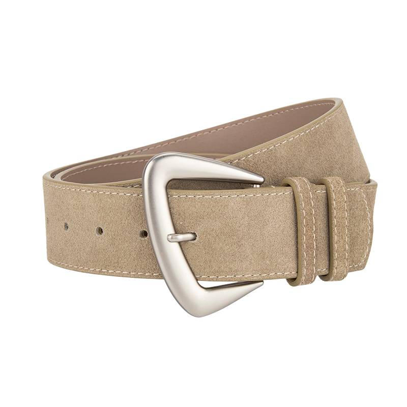 Ceinture Rosée en cuir de vachette suédé beige foncé avec boucle ardillon argentée en forme de D arrondie.