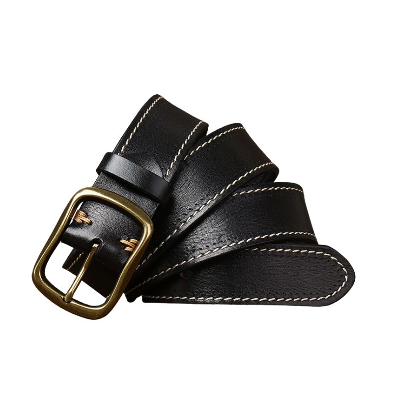 Ceinture homme Rustiborn noire en cuir pleine fleur, avec surpiqûres contrastantes et boucle ardillon rectangulaire dorée.