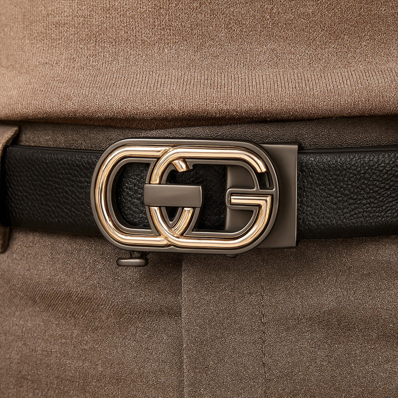 Ceinture Sacha Lux pour homme en cuir refendu texturé noir avec boucle automatique double G or et argent. #fullwidth
