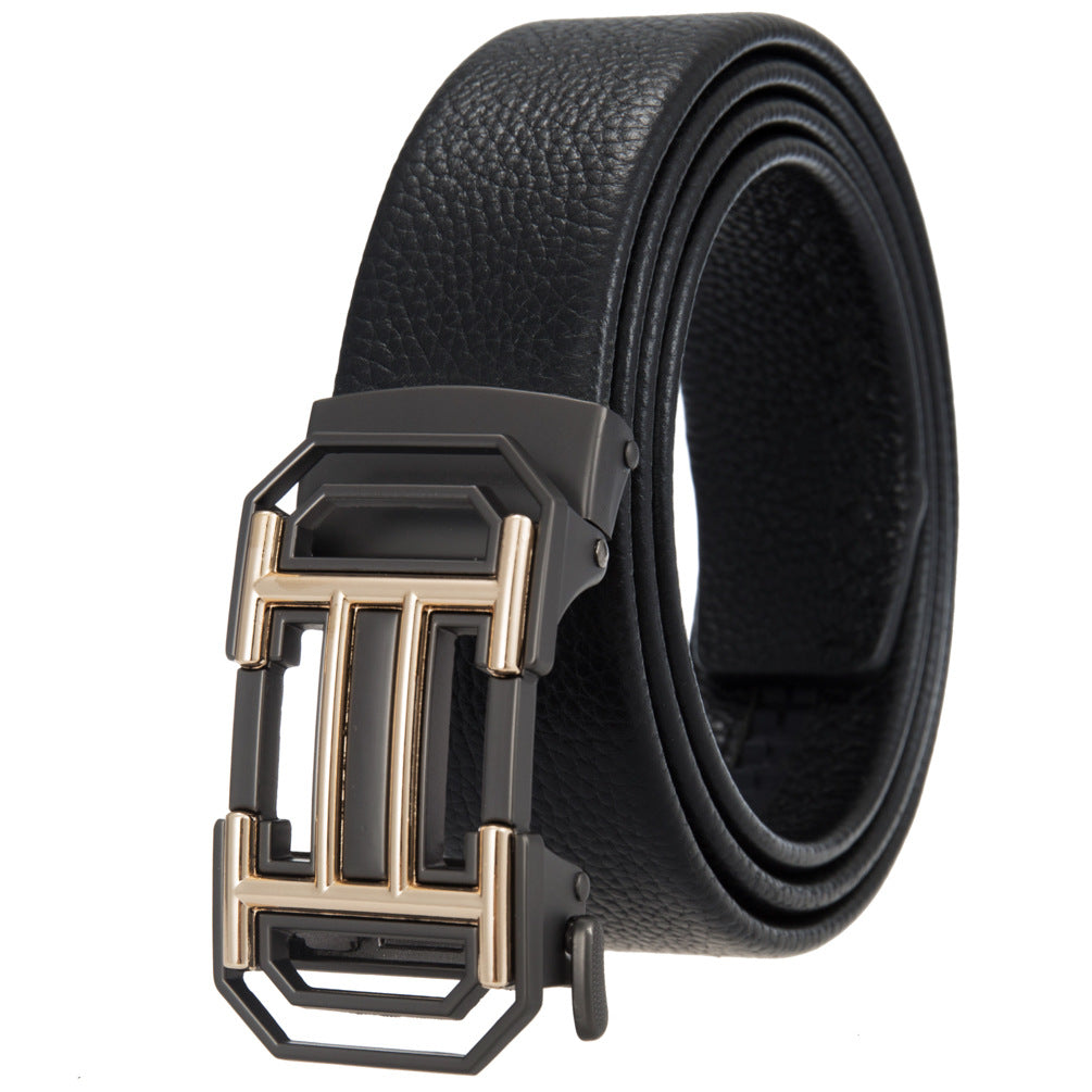 Ceinture pour homme Sacha Lux4 en cuir de vachette noir avec boucle automatique noire et détails dorés, largeur 3,5 cm.