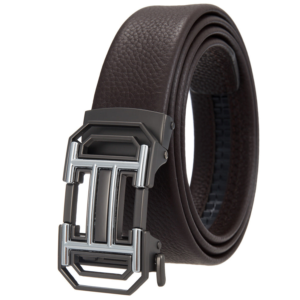 Ceinture pour homme Sacha Lux4 en cuir marron avec boucle automatique argentée et détails graphiques. #fullwidth