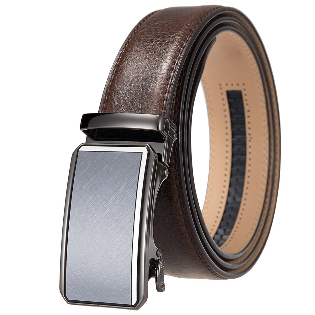 Ceinture homme Théo Lin 60 en cuir marron foncé avec boucle automatique rectangulaire argentée brossée et finition chromée.