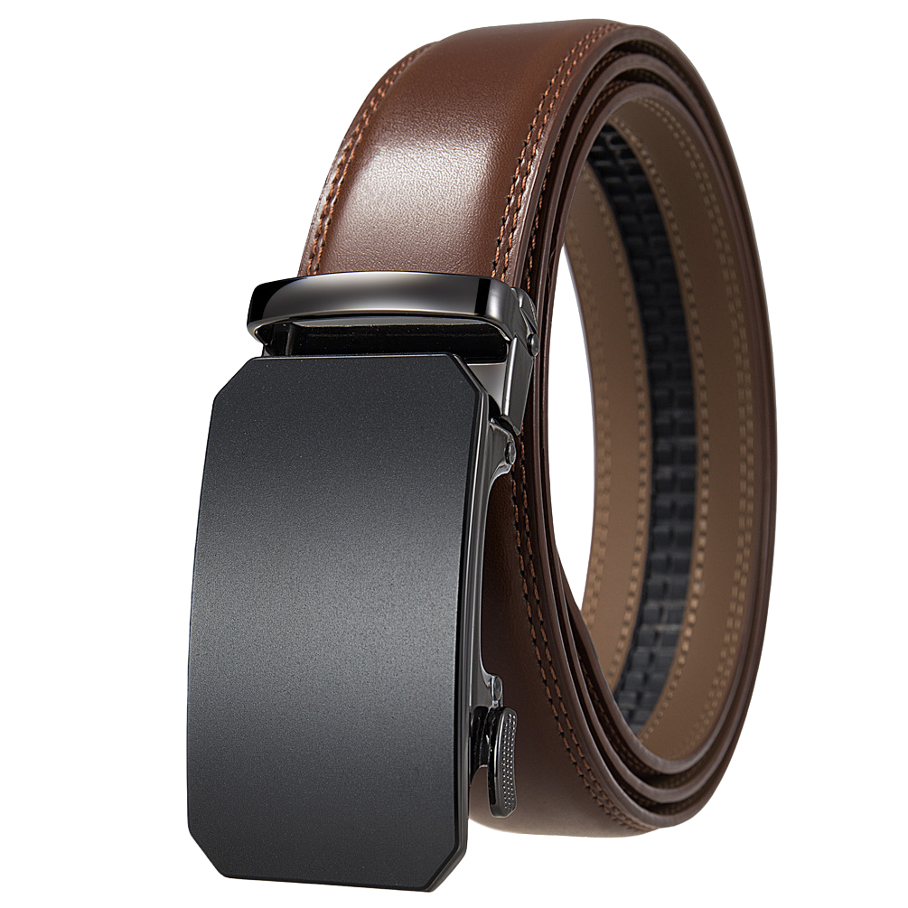 Ceinture homme Valentin 3 en cuir marron avec boucle automatique noire mate et coutures apparentes.