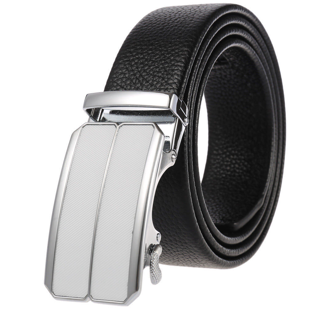 Ceinture homme Yves en cuir noir avec boucle rectangulaire argentée texturée et système automatique